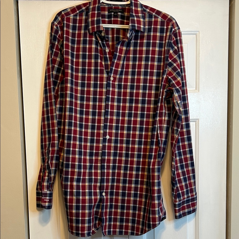 Banana Republic Multicolor Plaid Button-Down Shirt